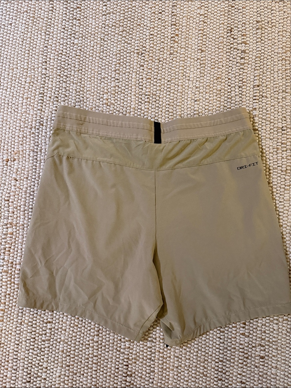 Nike Men's Dri Fit Shorts - Picture 2 of 3